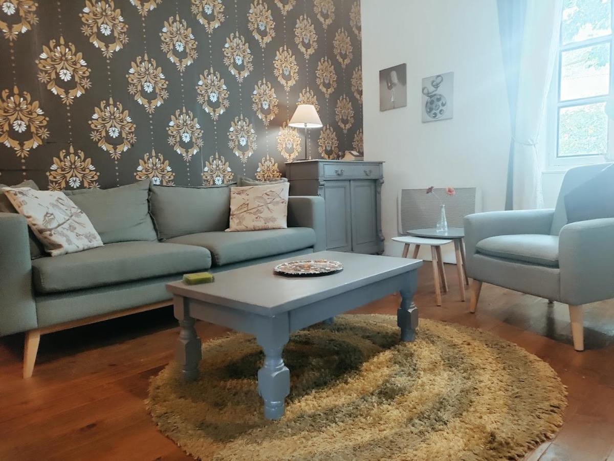 Appartements Ria Sirach Bagian luar foto