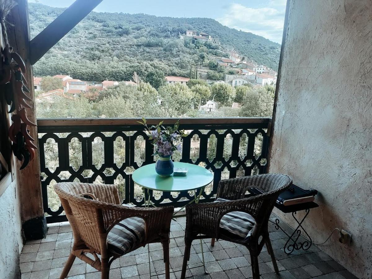 Appartements Ria Sirach Bagian luar foto