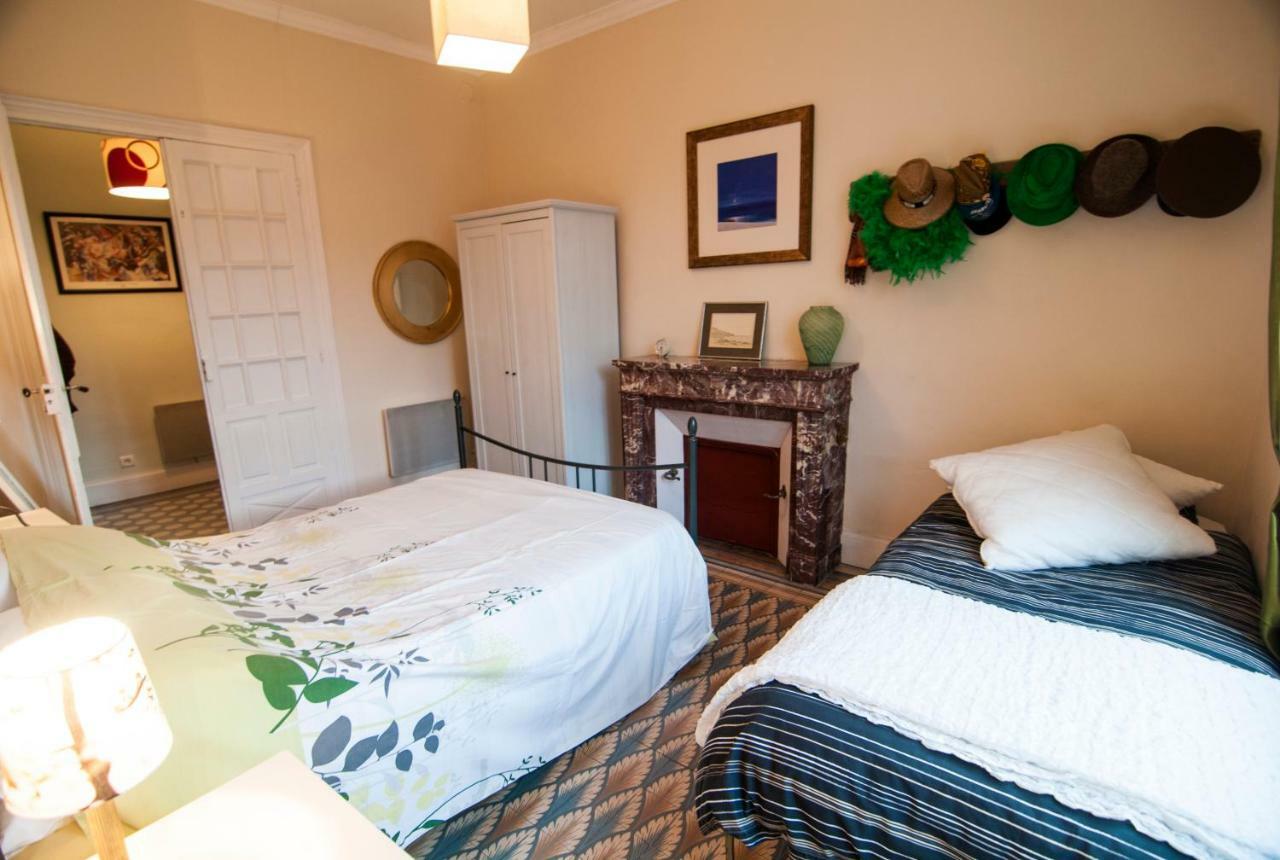 Appartements Ria Sirach Bagian luar foto