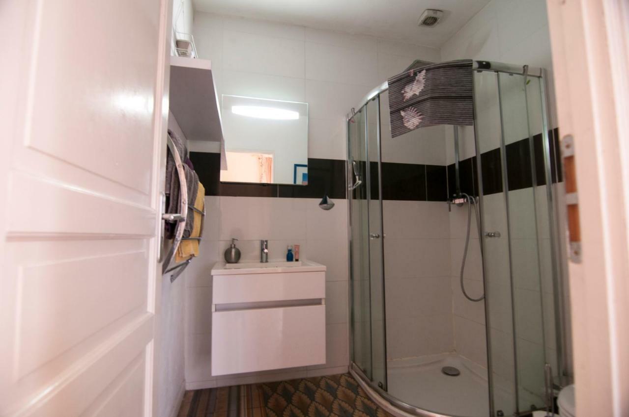Appartements Ria Sirach Bagian luar foto